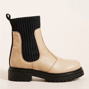 Anthropologie Knit Chelsea Boots Cream/Nude/Black